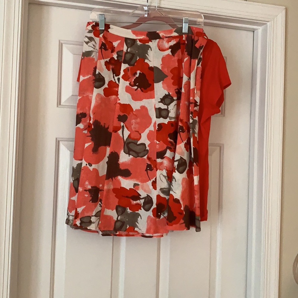 Women’s cold water creek skirt set - Picture 2 of 5